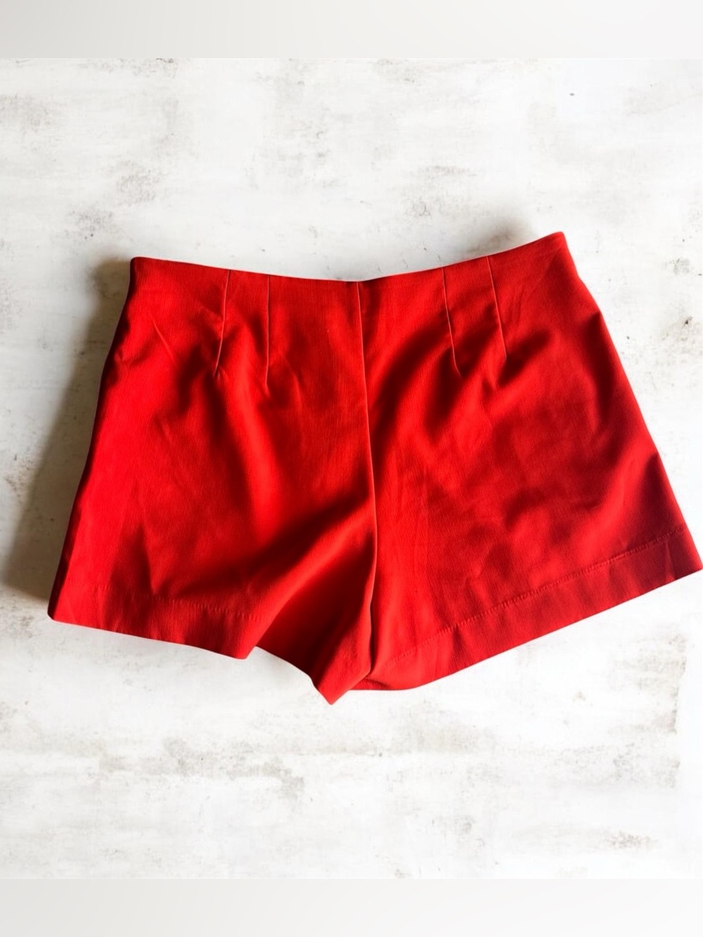 Red High waisted tailored shorts - Picture 3 of 7